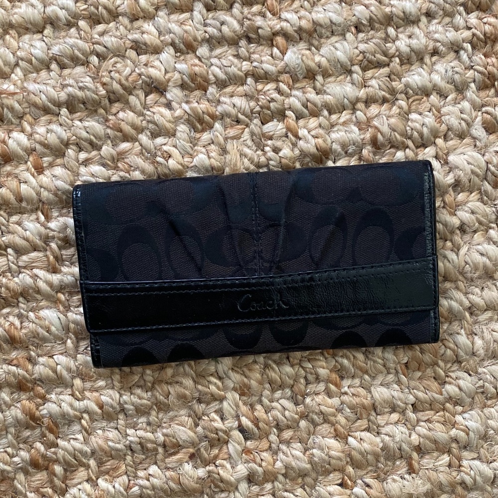Coach Wallet & Clutch- like new condition